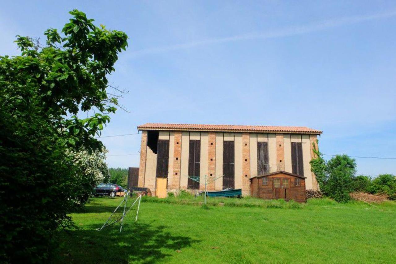 Appartement Spacieux A Blaignac Avec Piscine Partagee Luaran gambar