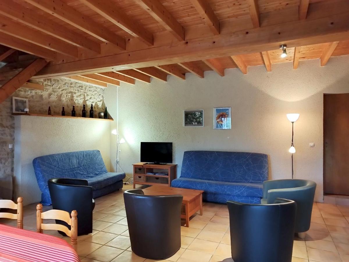 Appartement Spacieux A Blaignac Avec Piscine Partagee Luaran gambar